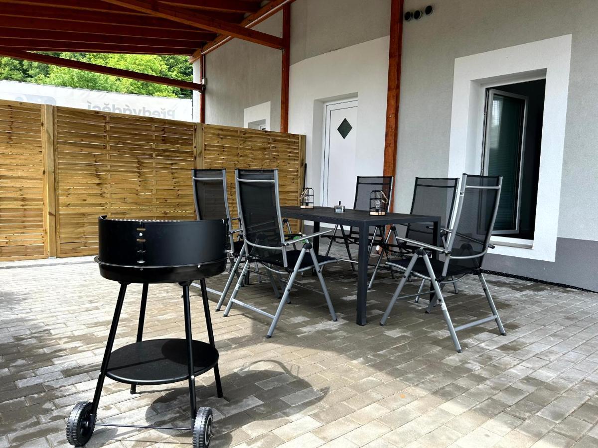 Breza House Apartments Zlin Luaran gambar